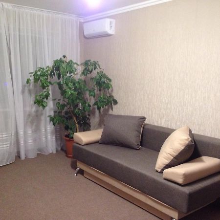 Apartment On Bohdana Gavrilishina Kpi Kiev Esterno foto