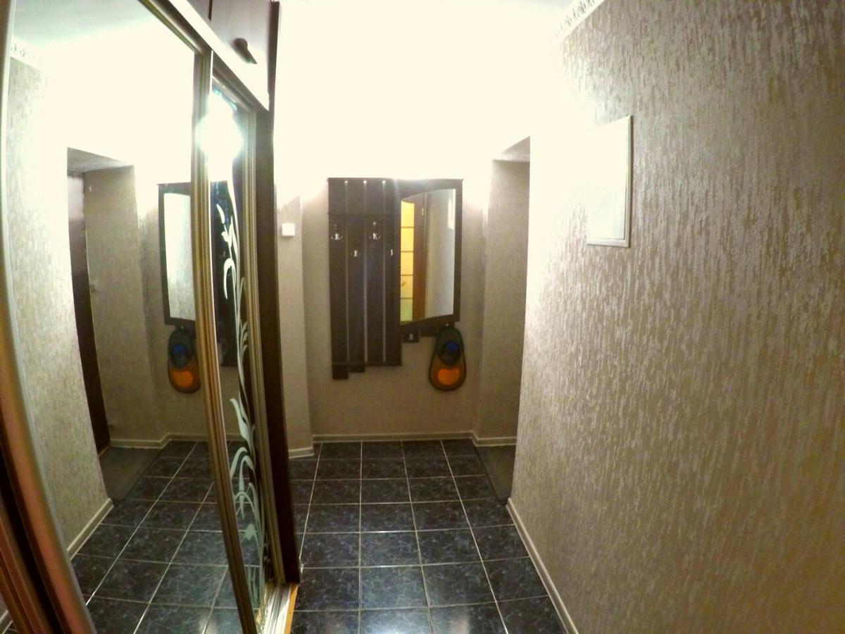Apartment On Bohdana Gavrilishina Kpi Kiev Esterno foto
